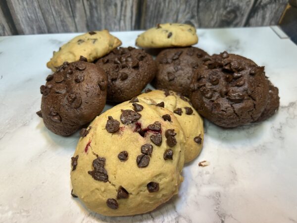 Chocolate Chip Cookies And Brownie Cookies.